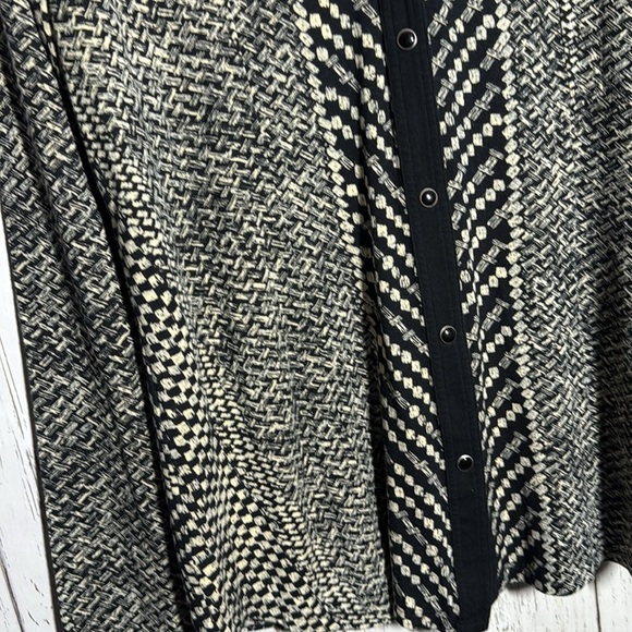 Soft Surroundings Womens Calistoga Shirt Sz Med Red Black Snap Front Long Sleeve - Picture 2 of 6